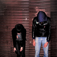 Crystal Castles – Crystal Castles